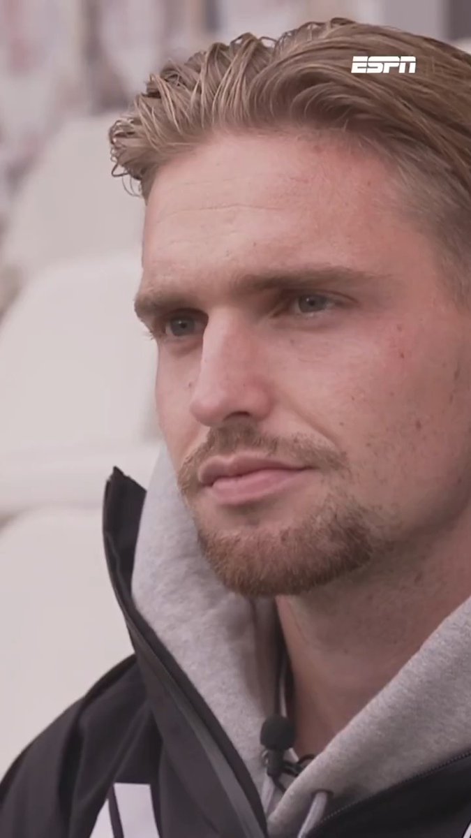 Kenneth Taylor laat zich uit over John Heitinga 🗣️ "Wij hebben alle vertrouwen in de trainer"