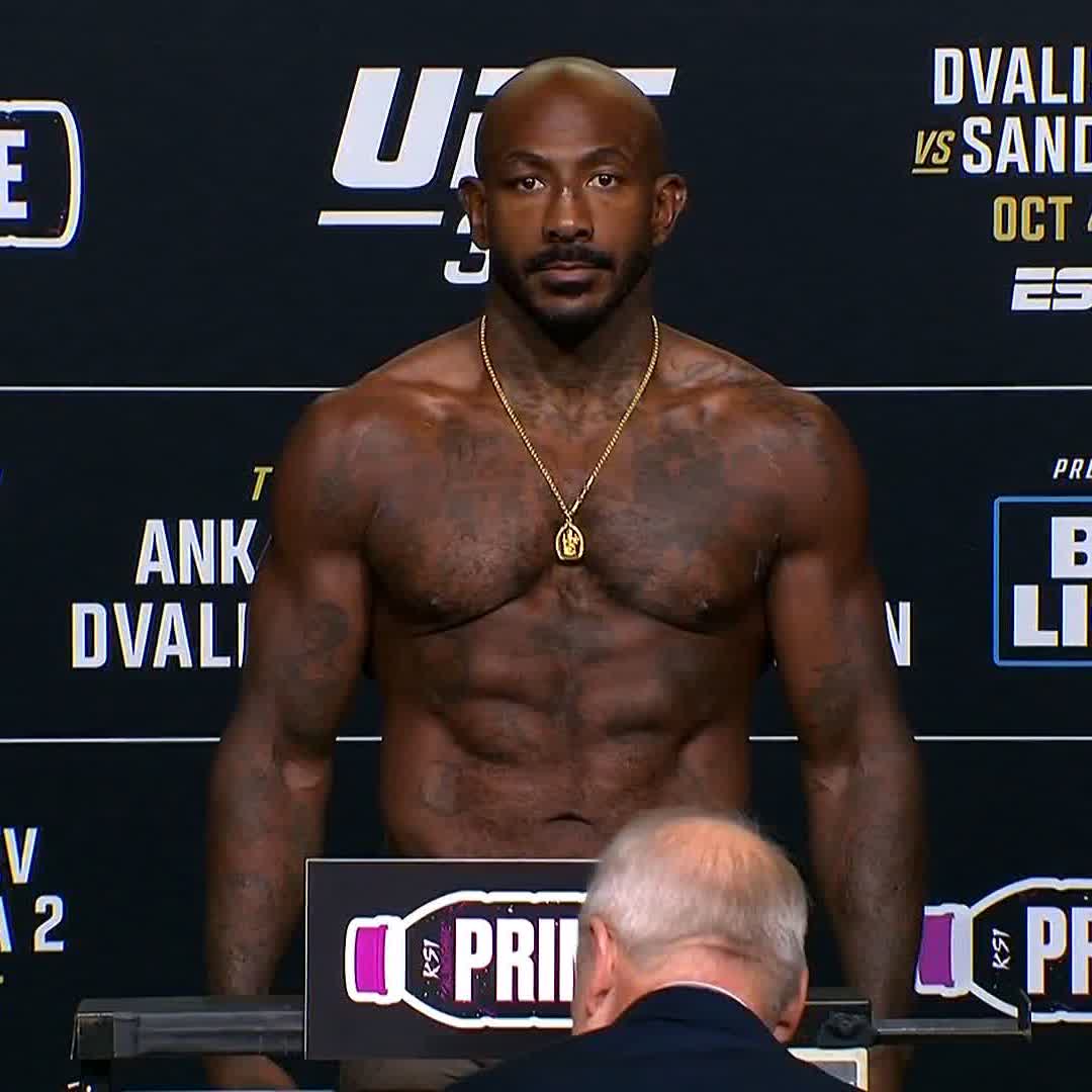 Calm, cool &amp; collected in this featured bout! 😮‍💨 Khalil Rountree Jr. enters at 205 lbs! [ #UFC320 | LIVE TOMORROW 10pmET on @ESPN PPV ]