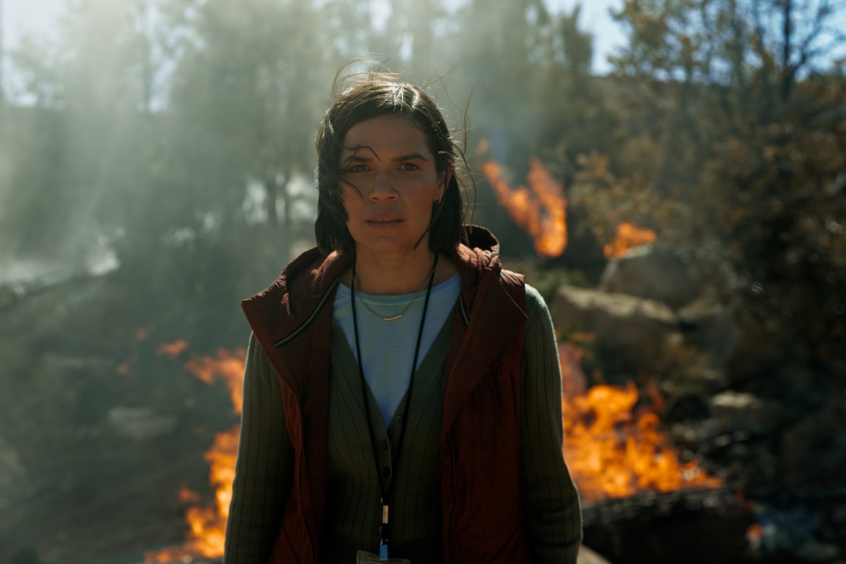 Witness the untold story of survival. Directed by Paul Greengrass and starring Matthew McConaughey and America Ferrera. #TheLostBus is now streaming on Apple TV+
