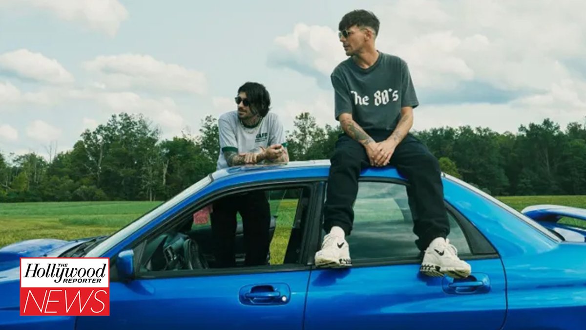 Former #OneDirection stars Louis Tomlinson and Zayn Malik are reuniting for a new project. THR has confirmed that the pair has teamed up for a U.S. road trip documentary series for Netflix #THRNews