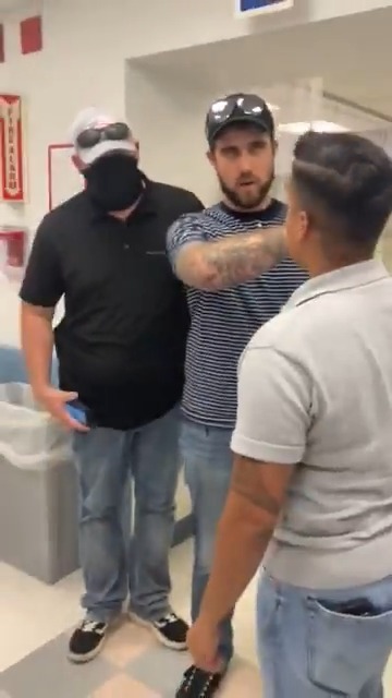 BREAKING: ICE arrested Chicago Alderwoman Jesse Fuentes after she questioned them on an arrest warrant at a hospital. (Video via Eric Reinhart)