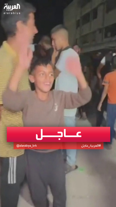 في أفراح أهلنا في #غزة بعد موافقة حماس على خطة ترامب رسالة للعالم بأن لا حاضنة شعبية لجماعة #الإخوان وأن شعب غزة شعب سلام يرغب في العيش بأمن وأمان وحياة كريمة فهم منذ #السابع_من_أكتوبر يتجرعون الحزن. اللهم أدم فرحهم وأنصرهم على كل من يكيد بهم أو بأرضهم