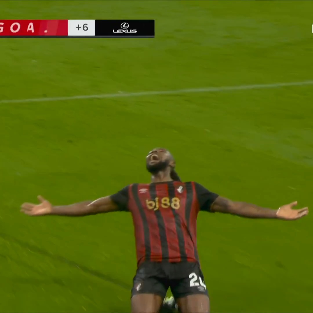 ANTOINE SEMENYO PUTS THE CHERRY ON TOP FOR BOURNEMOUTH. 🍒