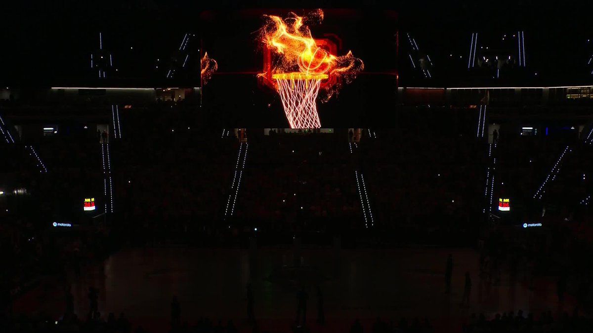 Valencia aclama a Juan Roig por darles el mejor Arena de baloncesto de toda Europa. Es un punto de inflexión para la ciudad, que va a atraer los mejores eventos deportivos y culturales del mundo.