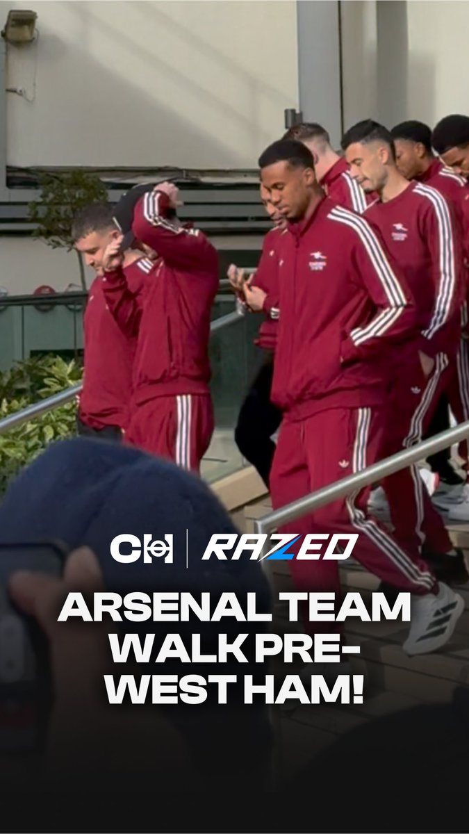 🚨 Arsenal take their pre-West Ham team walk this morning.