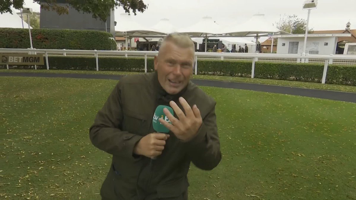 🚨 Storm Amy has managed to do something no one believed possible... ... Move Matt Chapman's hair! #ITVRacing | Matt Chapman