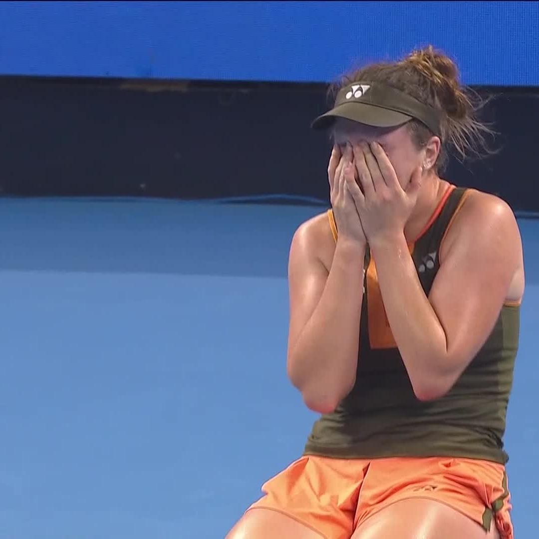 WHAT A MOMENT 🤩 Linda Noskova defeats No.5 seed Pegula in three sets, 6-3, 1-6, 7-6(6) to progress to the final in Beijing! #2025ChinaOpen
