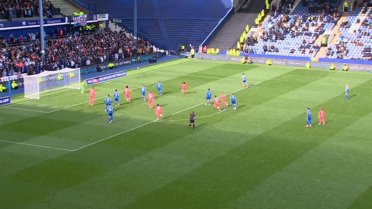Tatsuhiro Sakamoto scores Coventry's 27th goal of the season! 🤯