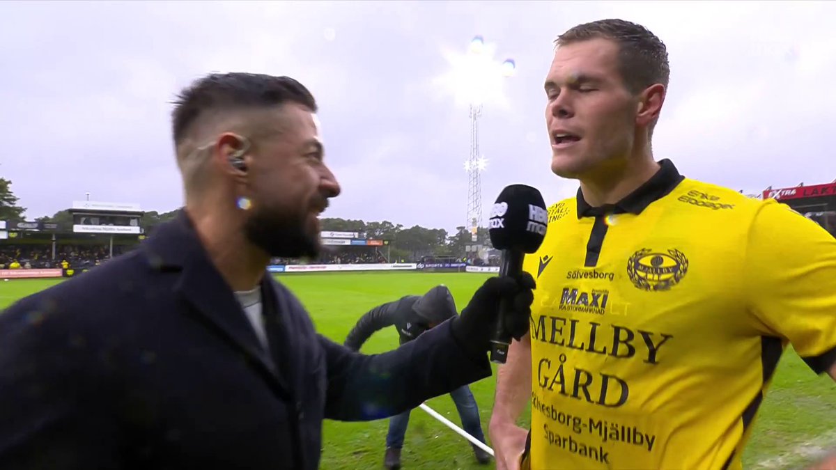 🗣 "Ett riktigt Bergström-mål" "Det är ju de tre strecken, men det har blivit fyra nu när "The Switch" har kommit. Man får ändra den kanske" Jacob Bergström om målgesten 😅 📲 Se matchen på HBO Max