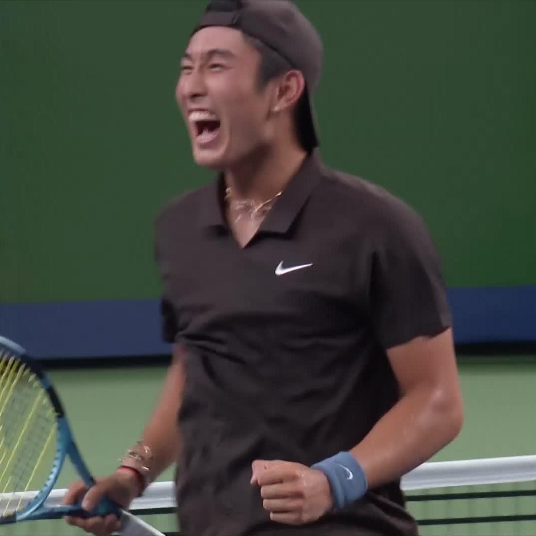Breaking new ground 🤩 Jerry Shang collects his first top 10 win and he does it at home beating Karen Khachanov 7-6 6-3 🔥 #RolexShanghaiMasters
