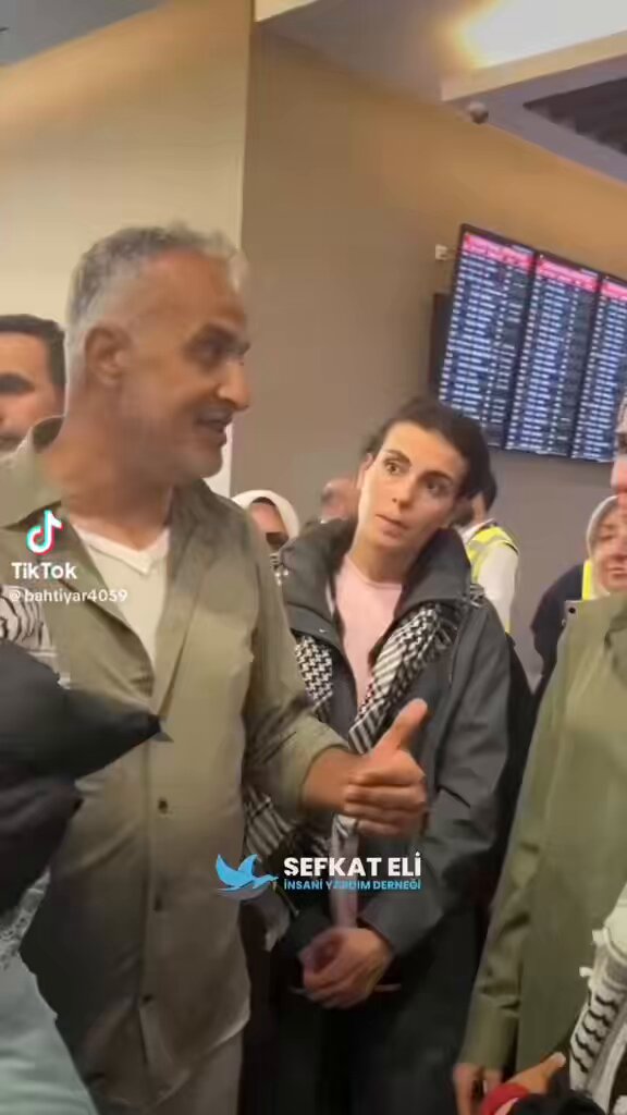 Katolik birinin islamiyet ile tanışması Gazze de nasip olmuş ne mutlu kendisine, Allah İslamiyet’i her kula nasip etmez☝️🇵🇸 Yusuf dikeç /Ersin Çelik