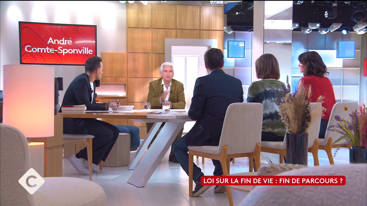 Affaire Vincent Humbert et loi sur la fin de vie: “Il n’était pas en fin de vie, il avait 20 ans. Que 30 ans après cette affaire, on fasse une loi qui ne pourrait pas lui servir, c’est affligeant", estime André Comte-Sponville #CàVous