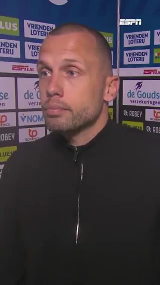 John Heitinga heeft zijn eigen presteren al geëvalueerd, maar: "Die dingen ga ik niet hier met jou delen." #spaaja