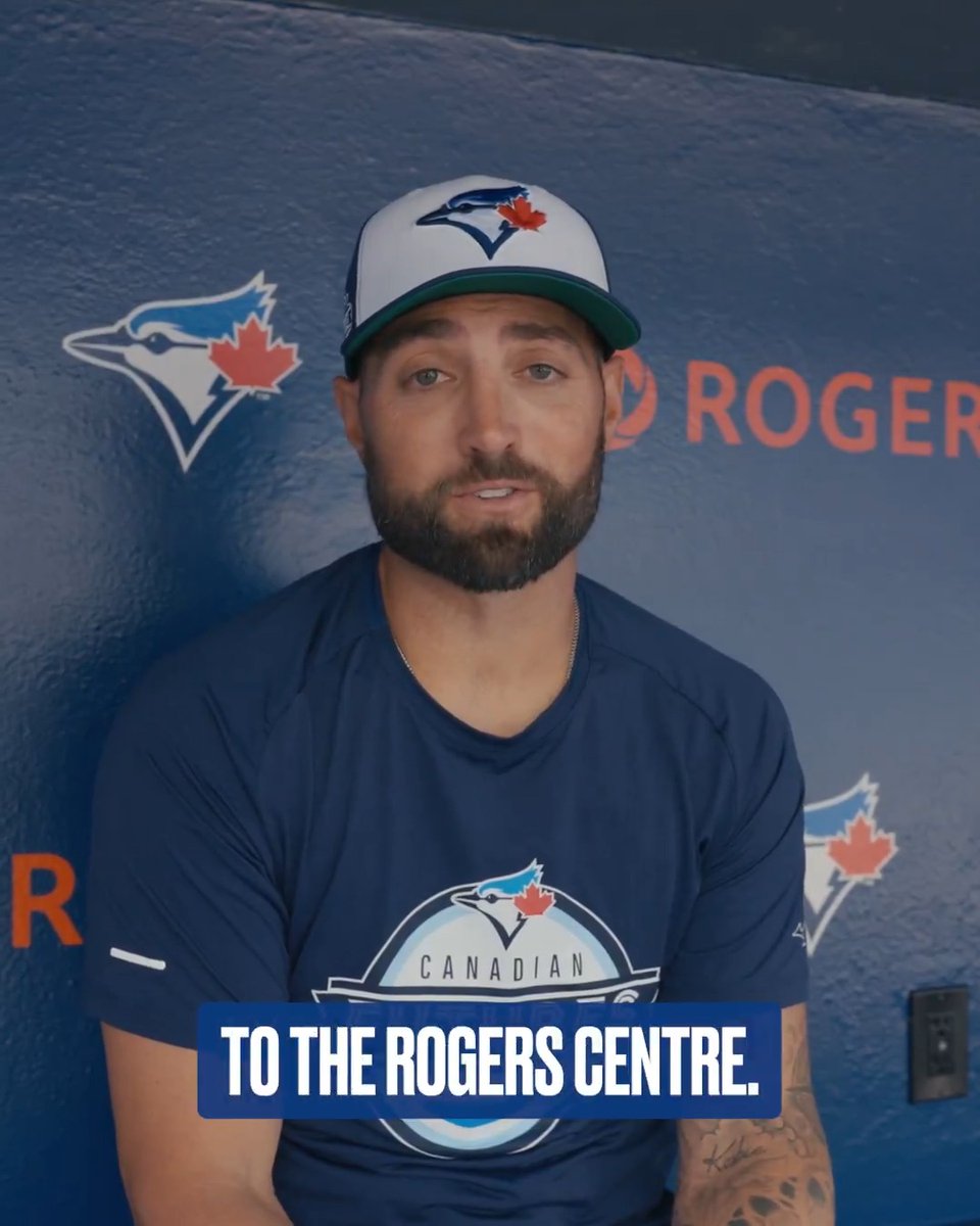 Canada loves Kevin Pillar Kevin knows just how special these fans are 🇨🇦