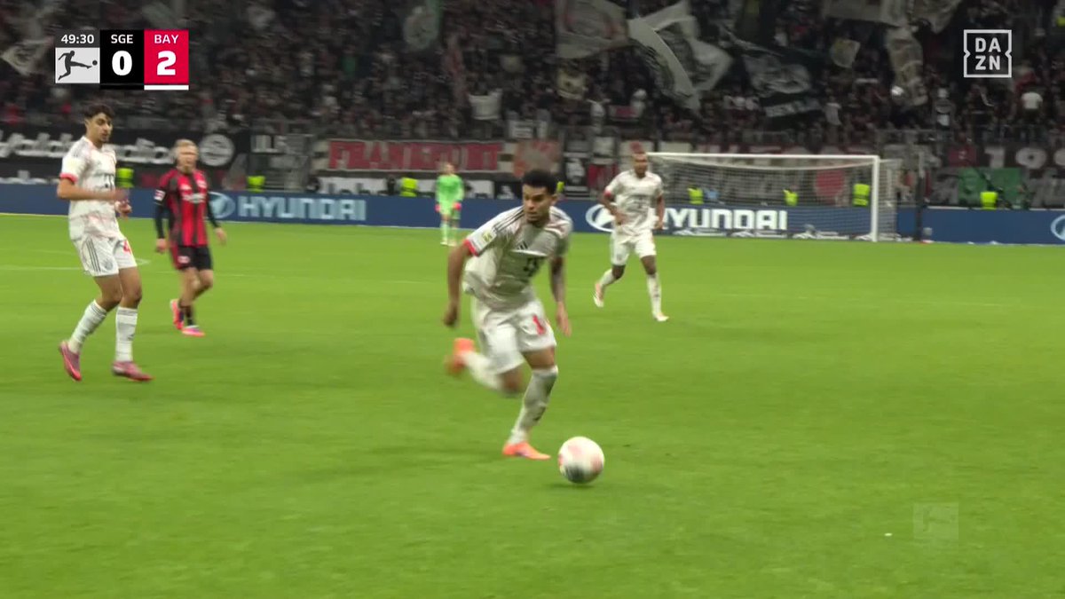 🪄 ¡DERROCHA MAGIA! Luis Díaz se sacó esta jugada de la chistera. #BundesligaEnDAZN 🇩🇪