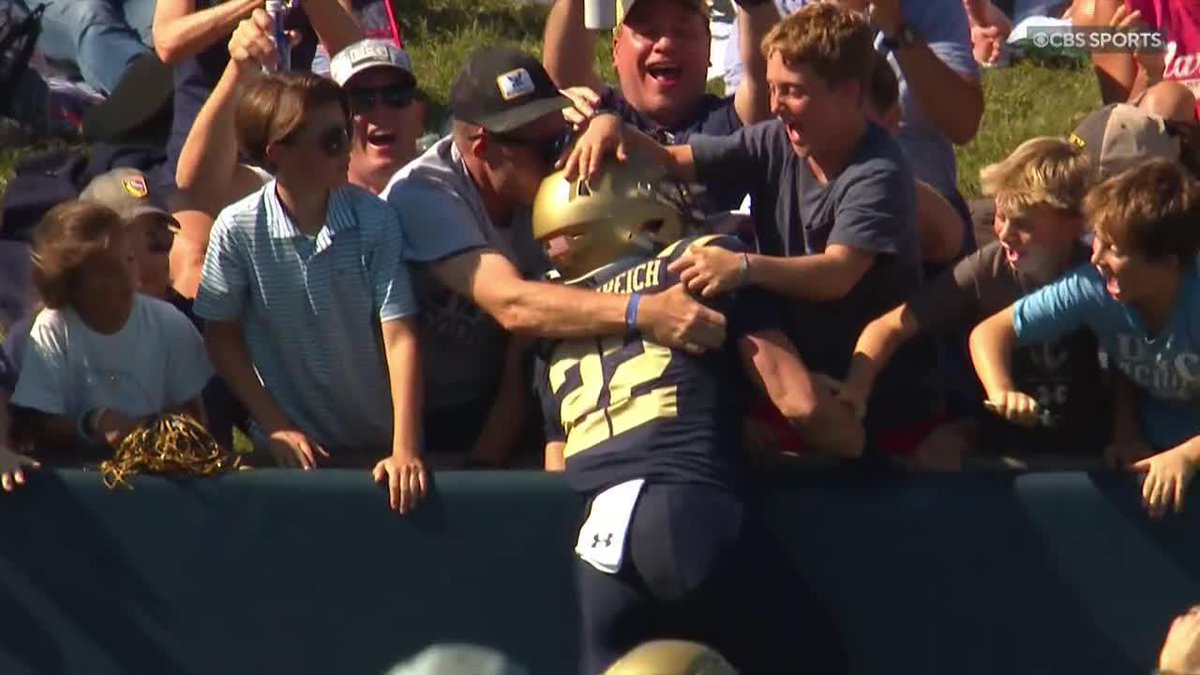 How cool is this: after scoring for Navy, Eli Heidenreich leaped into the stands to his dad.