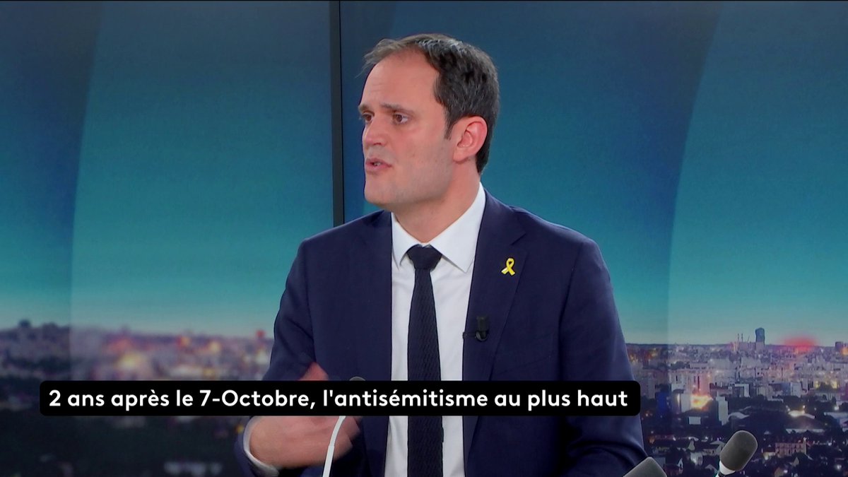 🗣 “Il faut faire le constat que beaucoup de familles s’interrogent sur l’avenir de leur famille en France. Ce simple constat est une défaite. Aujourd’hui, moins de 10 % des juifs du monde vivent en Europe”, regrette Yonathan Arfi, président du CRIF. #LePourEtLeContre