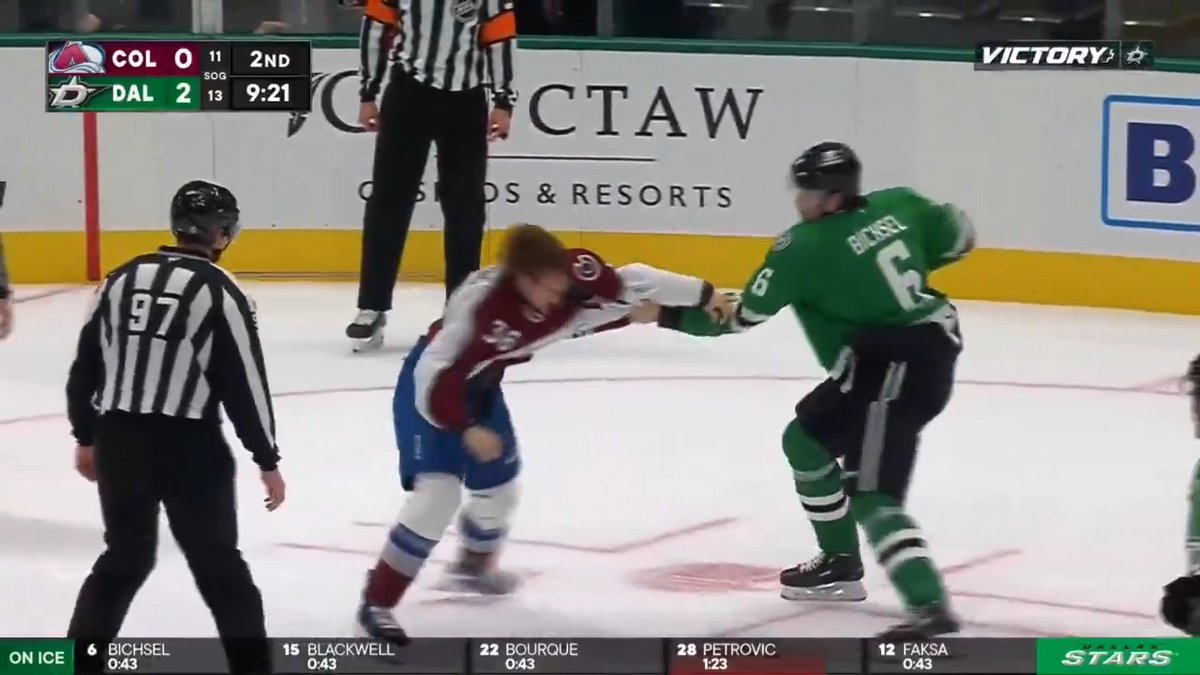 HEAVYWEIGHT TILT OH MY 🥊 Lian Bichsel welcomes the Avalanche back to Dallas.