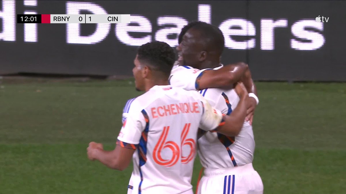 "F*** it I'll do it myself" -Kevin Denkey, probably What a strike to put FC Cincinnati ahead! 😱 📺 #MLSSeasonPass: