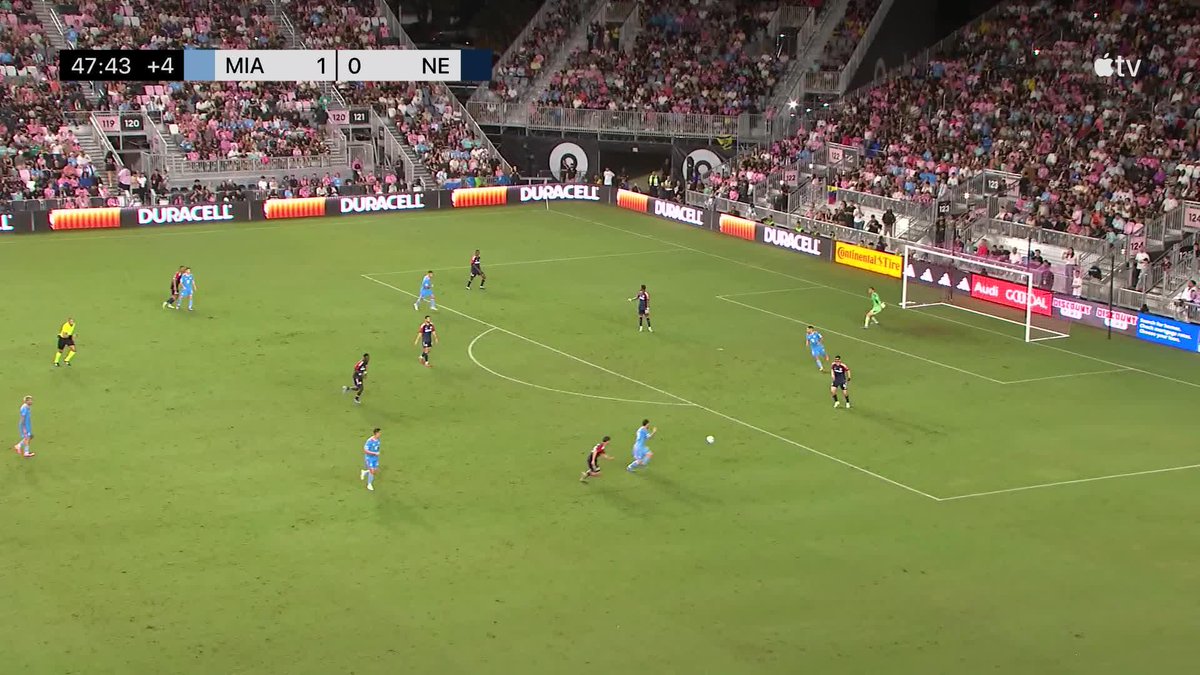 Tonight's dose of Messi Magic 🪄 (via Major League Soccer)