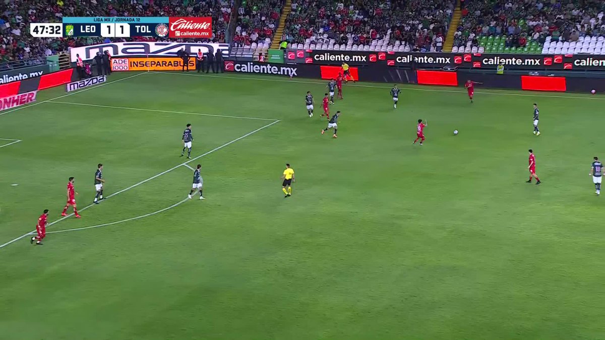 GOLAZO. No exagero cuando digo que lo de Alexis Vega y Paulinho ya es histórico. Pasarán a la historia como una de las mejores dupla de todos los tiempos en el futbol mexicano.