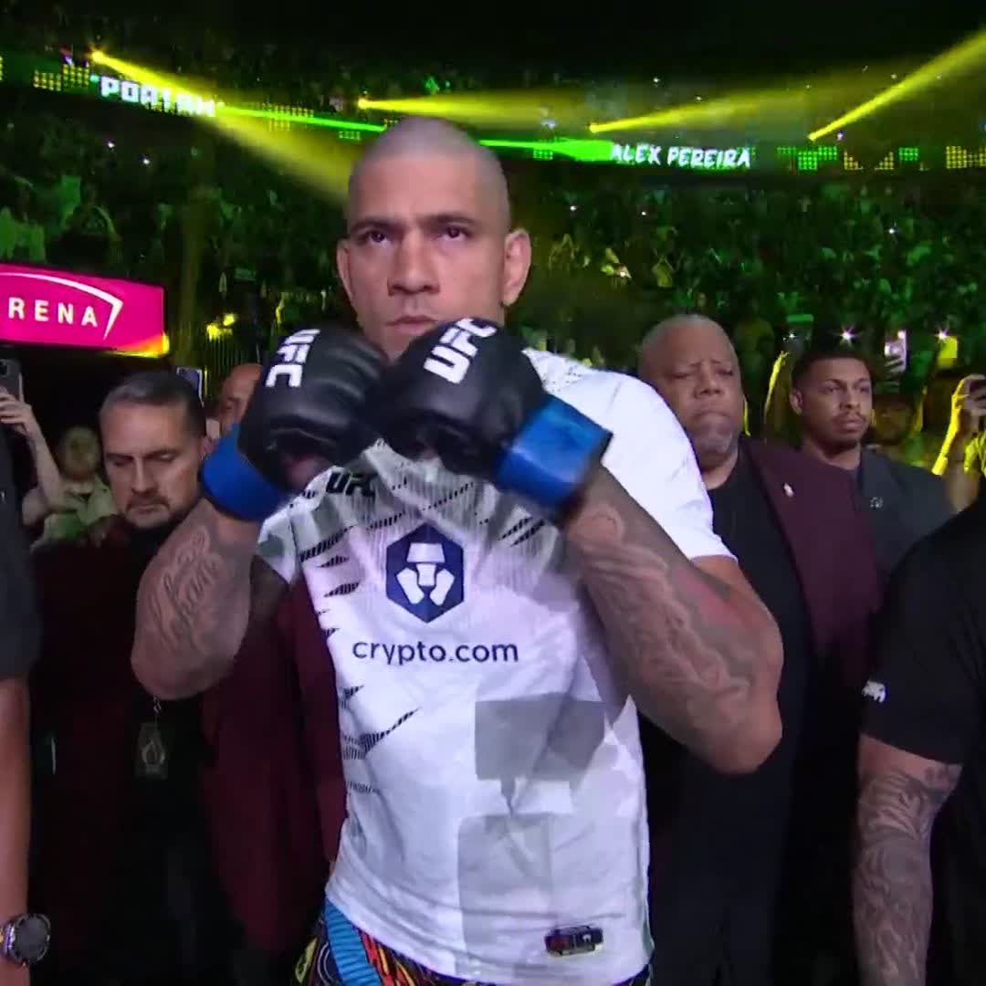 It never gets old 🗣️ [ #UFC320 | LIVE NOW on ESPN PPV | Alex "Poatan" Pereira ]