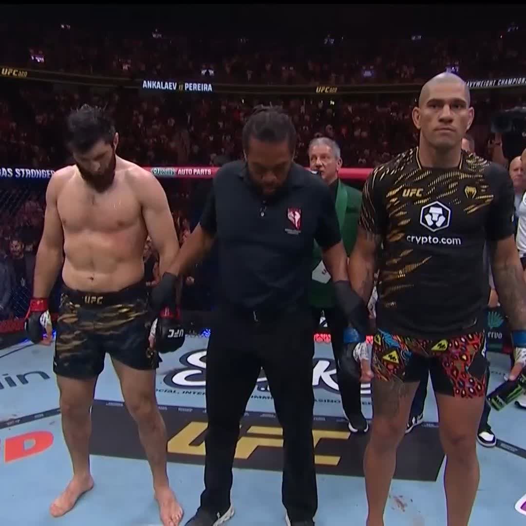 王座奪還！勝ち名乗りを受けるペレイラ！ #UFC320