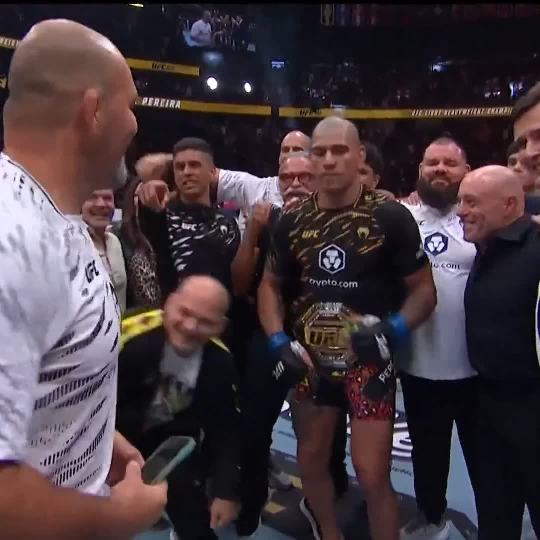 Poatan tirou pra nada. Nocauteou Ankalaev. Atropelou. Tirou pra nada. Mandou frase do Seu Madruga. Um minuto de silêncio. Dançou depois da luta. ABSURDO! 🇧🇷🔥 #UFC320