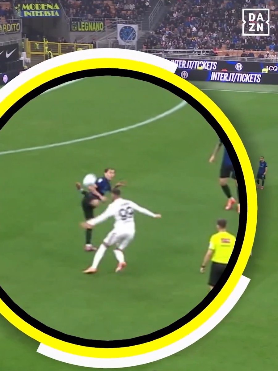 Sombrero e Scorpione 🦂 𝗕𝗔𝗥𝗘𝗟𝗟𝗔 🤯 #Barella #InterCremonese #SerieAEnilive #DAZN