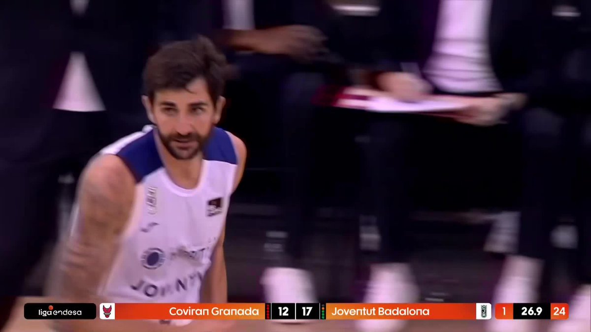 ✨ Una canasta que pasa a la historia. Los primeros puntos de Ricky Rubio en su vuelta y en el mismo lugar donde todo empezó, donde debutó hace 20 años. #LigaEndesa | 📺 DAZN España | Club Joventut Badalona