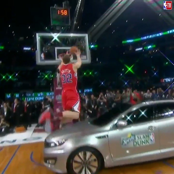 Çaylak Blake Griffin, 2011 NBA Smaç Yarışması'nı kazanmak için arabanın üzerinden smacı vuruyor 😤