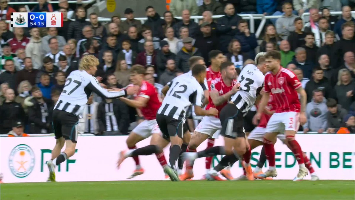 Should Newcastle have been awarded a penalty? 🤔