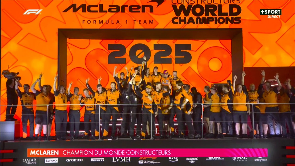 McLaren célèbre son 10e titre constructeurs sur le podium de Singapour 👏🏆 #SingaporeGP #F1