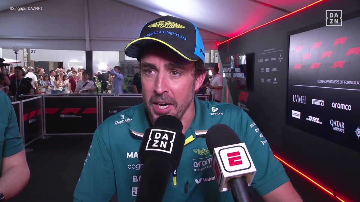 🗣️ Fernando Alonso, sobre la potencial sanción a Hamilton por track limits "Todos tenemos que hacer la pista, con o sin frenos. Él siempre tiene más tolerancia, ojalá que hoy sea un poco menos" #SingapurDAZNF1 🇸🇬