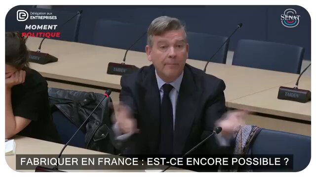 Et dire que Hollande a viré un homme et un patriote de la qualité d' Arnaud Montebourg pour le remplacer par un traitre comme macron. ☰ Arnaud Montebourg écoutez bien jusqu'à la fin ,, vous verrez qu'il a raison !!