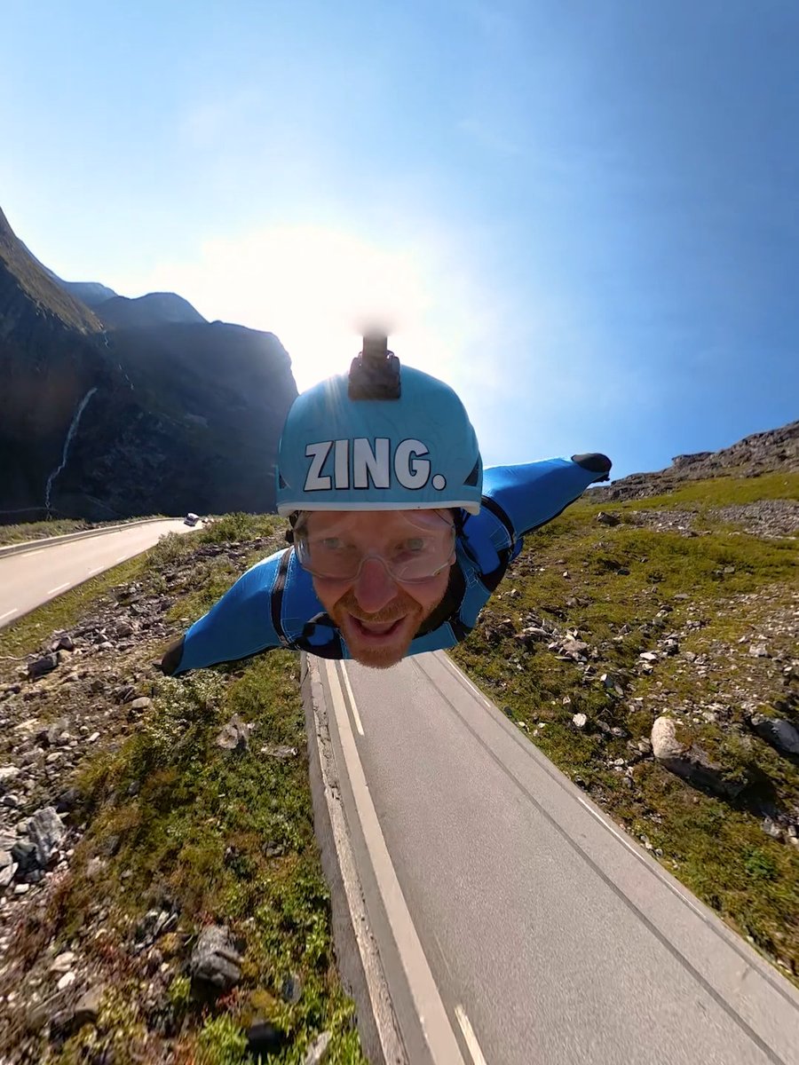 Espen Fadnes, can you get a speeding ticket for this? 💨 Amber Forte helped capture his 200kph fly-by at 240fps on #GoProHERO13 Black. 🎥 Capture everything, miss nothing with the new MAX2. Use it for an immersive POV + stunning selfies from the same video 👉 #GoPro #Wingsuit #BASE #Proximity