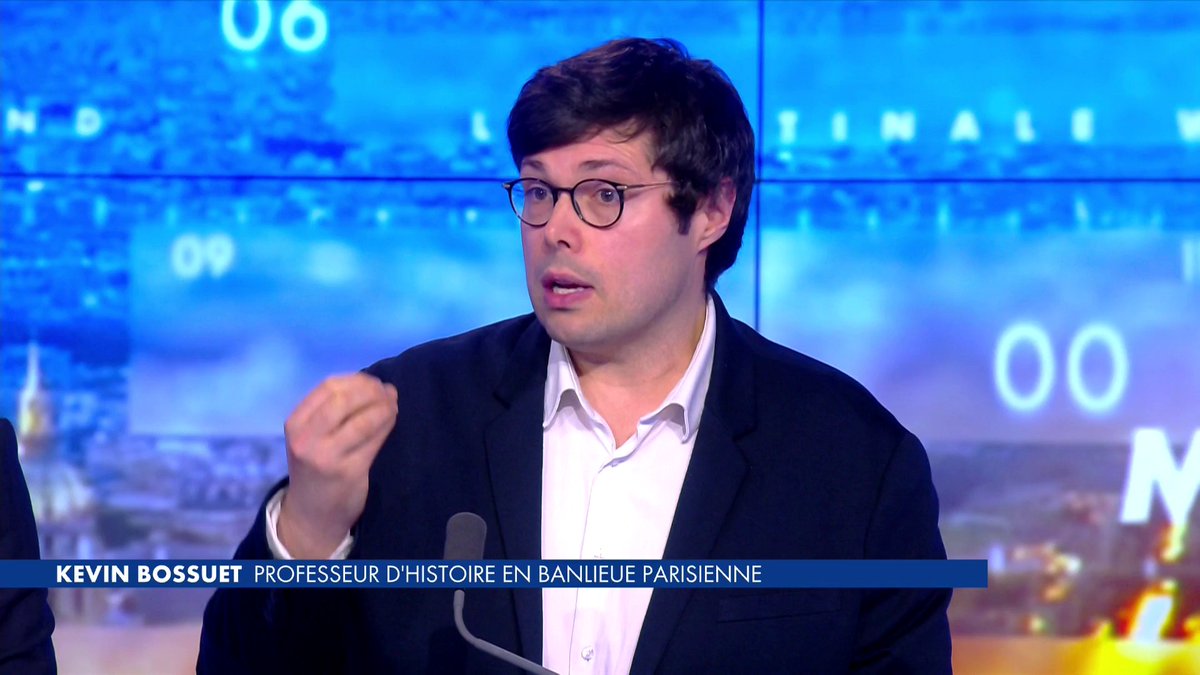 Encore une fois, Kévin n’a absolument rien compris à la manœuvre Toujours à côté de la plaque…