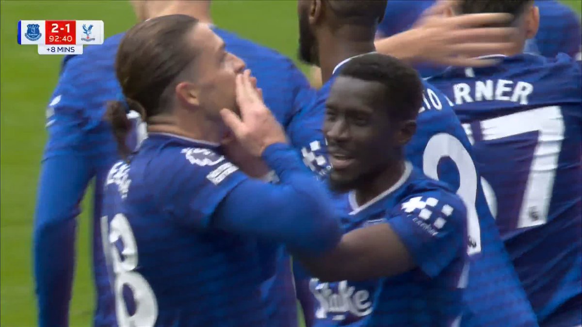 I mean in the 7 weeks since he signed, it’s cost Everton £1,750,000 just in wages for that 1 goal Insane to be getting 250 bags a week and scoring after the 9th game (7 league and 2 cup)