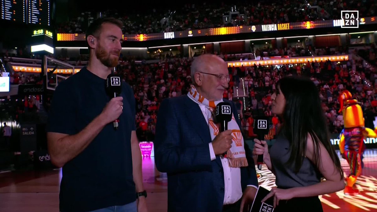 Habla el gran artífice de que el mejor pabellón de Europa sea hoy una realidad... y la casa de Valencia Basket Club 🧡 Juan Roig 💭 "Parece baloncesto de la NBA" 😍 #LigaEndesaxDAZN 🏀