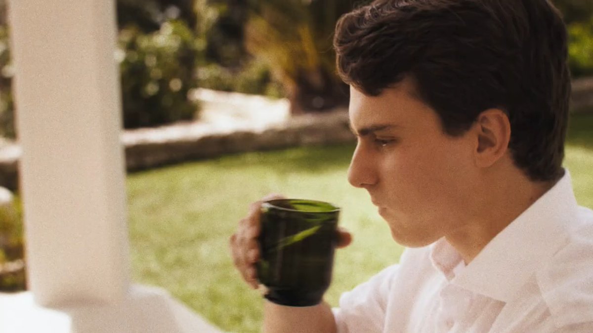 TFW when you just locked your 2nd consecutive Constructors’ Championship and you finally get a pool day 😎 Cheers Lando Norris and Oscar Piastri. Nice work out there today!