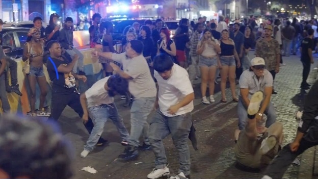 Wild! 6th Street Austin TX 10-4-2025 fights #fight #fights #police #6thstreet