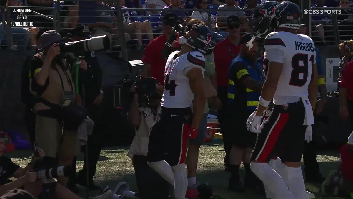 #Texans rookie Jaylin Noel scored a TD. He wanted to do Ray Lewis's signature dance in Baltimore,. Jaire Alexander wasn't having it.