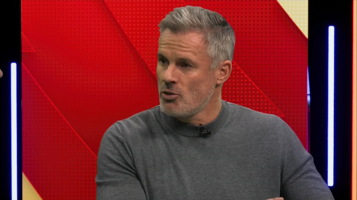 "There's the moments we want to see!" Jamie Carragher says he's a huge fan of Enzo Maresca running to join the celebrations after Chelsea's winner against Liverpool 🔥