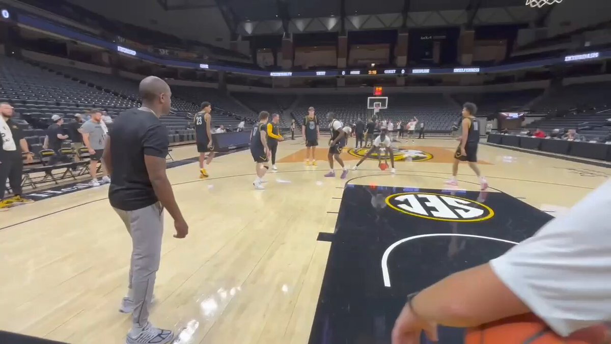 If you struggle to finish in a game, try this drill! Mizzou Hoops