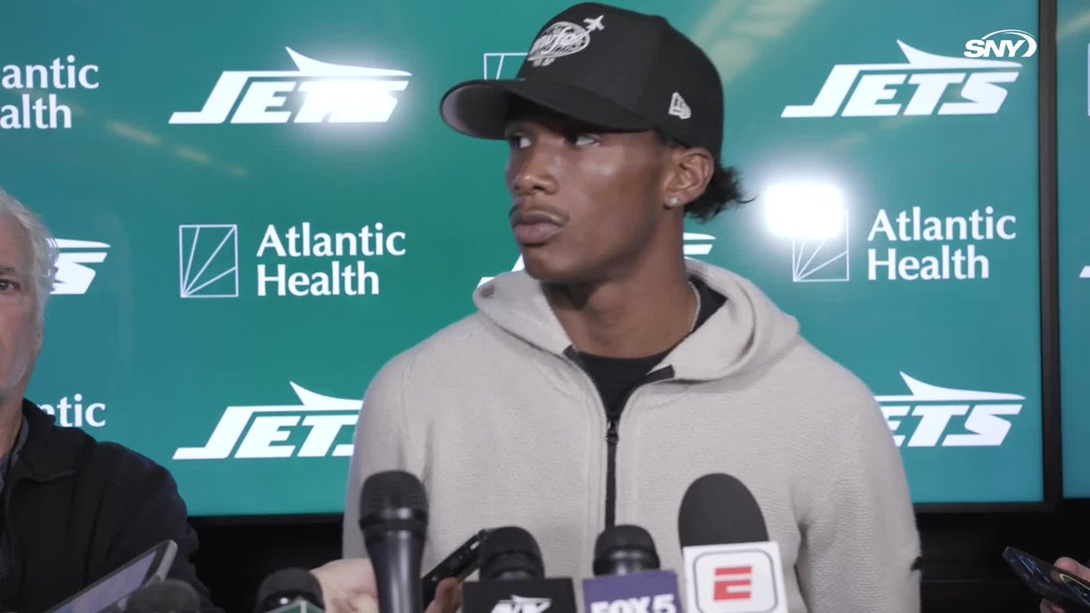 "I think there's a disconnect between the game and practice. You got to be at your best on Sunday. If my best reps are on Thursday, that doesn't help us" Garrett Wilson says the team is being "well-coached" and there's no disconnect between the players and coaches: