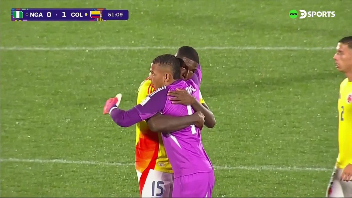 🇨🇴 GOOOL de Colombia. Kener González marcó el 1-0 ante Nigeria 🇳🇬, al 51’. Asistencia de Neyser Villarreal