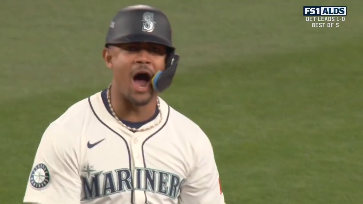 The Seattle Mariners are right back in front! #ALDS
