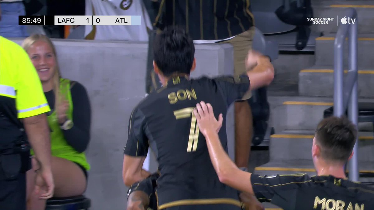 Denis Bouanga off the volley in the 86th minute to take the lead! 💥 He is now tied with Messi for the Audi USA Golden Boot lead with 24 goals.