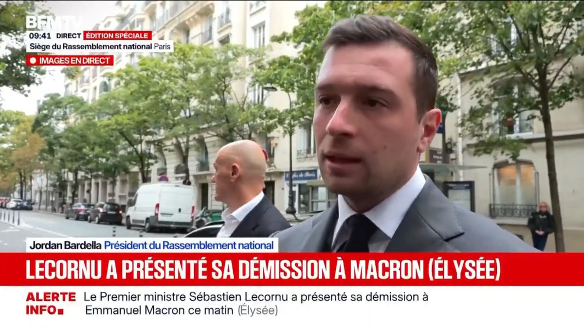Il ne peut y avoir de stabilité retrouvée sans un retour aux urnes et sans la dissolution de l'Assemblée nationale. Le Rassemblement National se tiendra prêt à assumer ses responsabilités et à gouverner si les Français lui accordent une majorité.