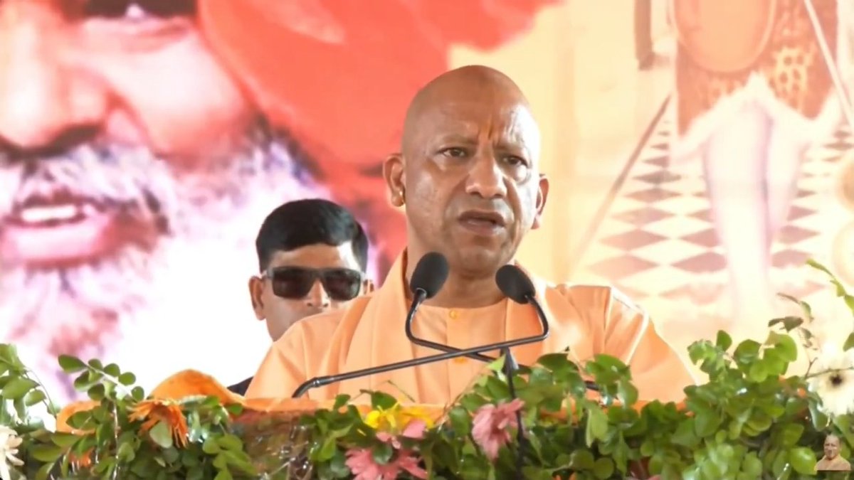 संस्कृत में विशिष्ट शोध और उच्च अध्ययन करने वाले विद्यार्थियों के लिए भी एक विशिष्ट स्कॉलरशिप हम लोग जारी करने वाले हैं...